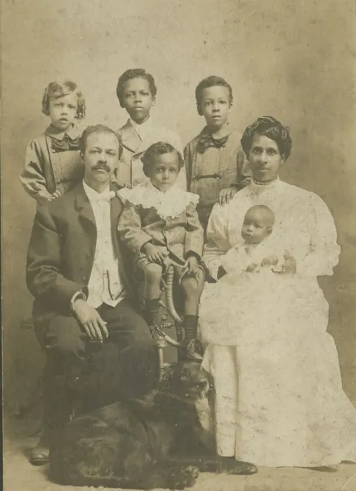 Framed Print : Photograph of Senator Henry Hall Falkener and family, ca. 1906. Creator: Unknown Framed Print : Photograph of Senator Henry Hall Falkener and family, ca. 1906. Creator: Unknown