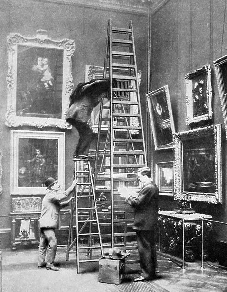 Photographing at the Wallace Collection, London, 1908-1909