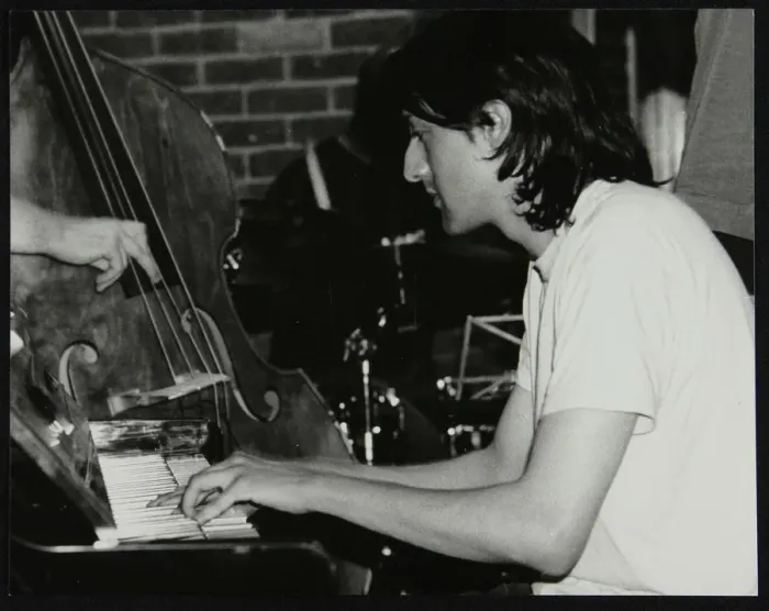 Framed Print : Pianist Leon Greening playing at The Fairway, Welwyn Garden City, Hertfordshire, 8 June 2003 Framed Print : Pianist Leon Greening playing at The Fairway, Welwyn Garden City, Hertfordshire, 8 June 2003