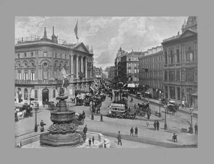 Framed Print : Piccadilly Circus, London, c1900. Artist: York & Son Framed Print : Piccadilly Circus, London, c1900. Artist: York & Son