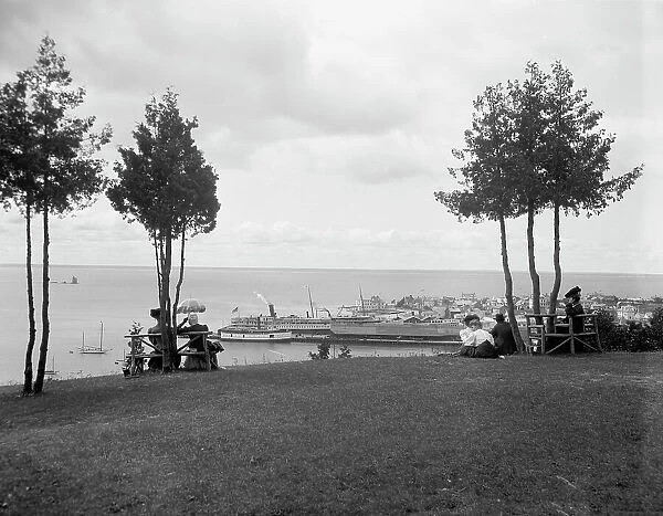 Picnic grounds, Mackinac Island, Mich. c.between 1910 and 1920. Creator: Unknown