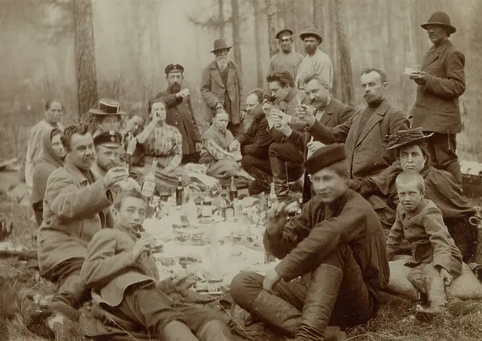 Framed Print : Picnic in the village of V-Usinsky, 1890. Creator: Unknown Framed Print : Picnic in the village of V-Usinsky, 1890. Creator: Unknown