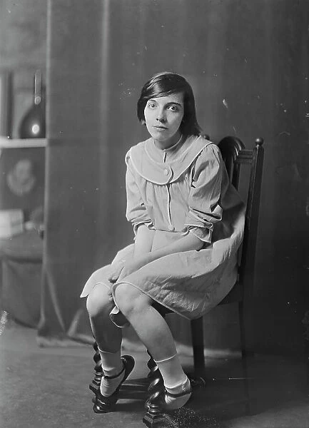 De Picon, Leah, Miss, portrait photograph, 1917 or 1918. Creator: Arnold Genthe