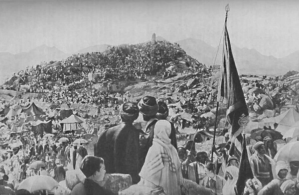 Pilgrims Performing the Wukuf or Stand on the Mount of Mercy, c1935
