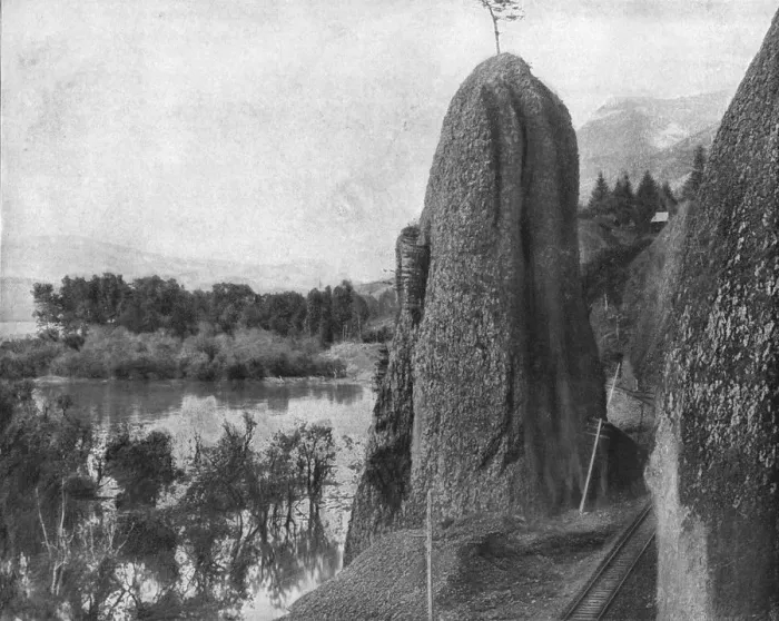 Framed Print : Pillars of Hercules, Columbia River, USA, c1900. Creator: Unknown Framed Print : Pillars of Hercules, Columbia River, USA, c1900. Creator: Unknown