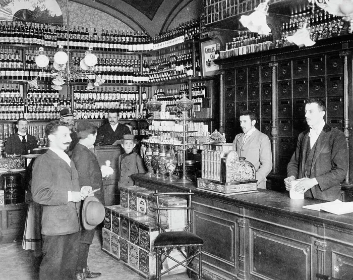 Framed Print : Pinter Synla Liquors, Austro-Hungary, between 1895 and 1910. Creator: Unknown Framed Print : Pinter Synla Liquors, Austro-Hungary, between 1895 and 1910. Creator: Unknown