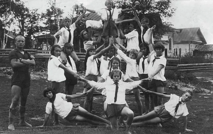 Framed Print : At the pioneer camp, 1928. Creator: Unknown Framed Print : At the pioneer camp, 1928. Creator: Unknown