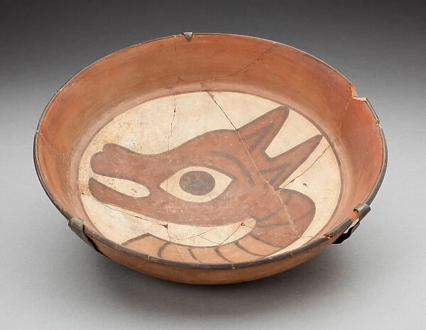 Plate Depicting Head of Llama on Interior, 180 B. C.  /  A. D. 500. Creator: Unknown
