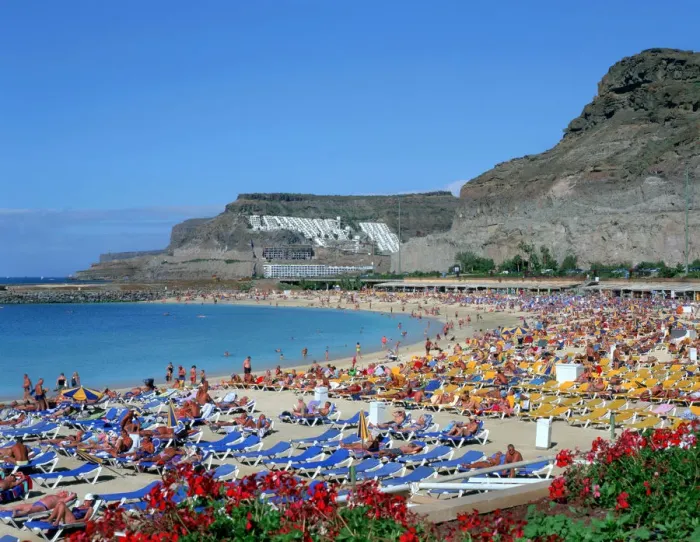 Framed Print : Playa del Amadores, Gran Canaria, Canary Islands Framed Print : Playa del Amadores, Gran Canaria, Canary Islands