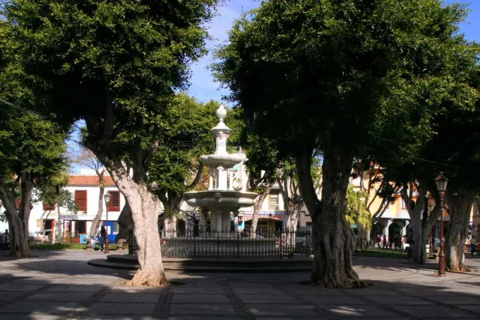 Framed Print : Plaza del Adelantado, La Laguna, Tenerife, Canary Islands, 2007 Framed Print : Plaza del Adelantado, La Laguna, Tenerife, Canary Islands, 2007