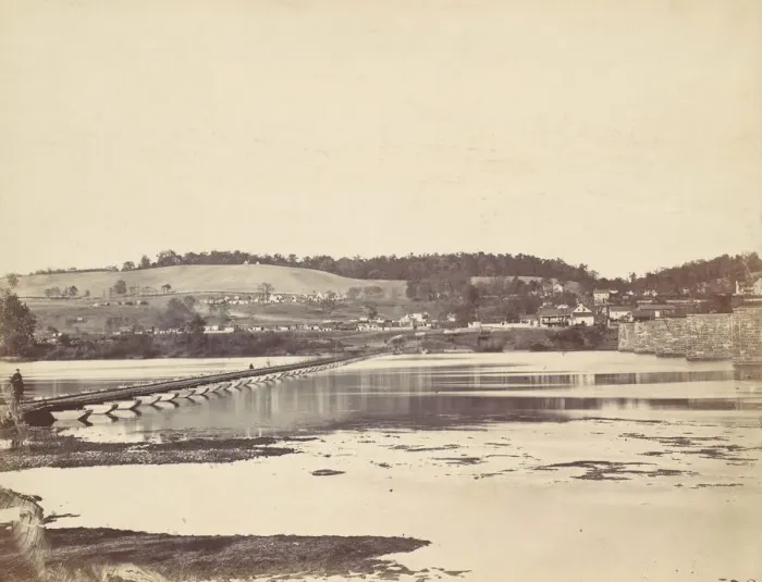 Framed Print : Pontoon Bridge, Across the Potomac, at Berlin, Maryland, November 1862, 1862