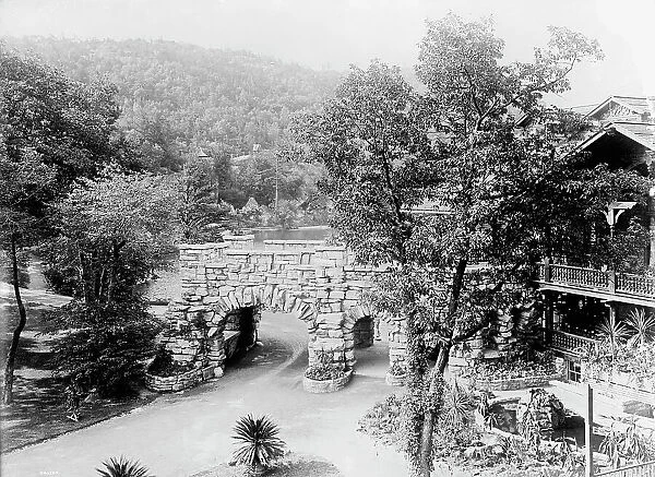 Porte cochere, Mohonk Mountain House, Lake Mohonk, N.Y. between 1905 and 1915. Creator: Unknown