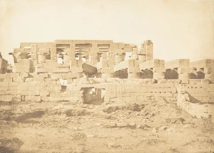 Framed Print : Porte meridionale de la Salle Hypostyle du Palais de Karnac (Thebes), 1849-50 Framed Print : Porte meridionale de la Salle Hypostyle du Palais de Karnac (Thebes), 1849-50