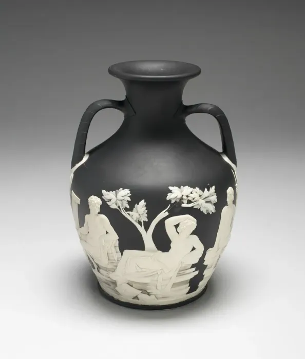 Framed Print : Portland Vase, Burslem, 1790 / 96. Creator: Wedgwood Framed Print : Portland Vase, Burslem, 1790 / 96. Creator: Wedgwood