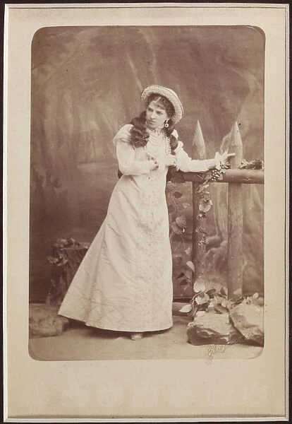 Portrait of the actress Maria Gavrilovna Savina (1854-1915), Early 1880s