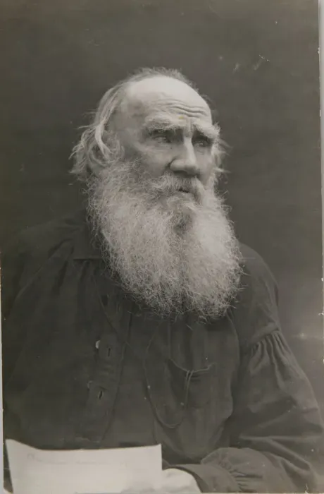 Framed Print : Portrait of the author Count Lev Nikolayevich Tolstoy (1828-1910) Framed Print : Portrait of the author Count Lev Nikolayevich Tolstoy (1828-1910)