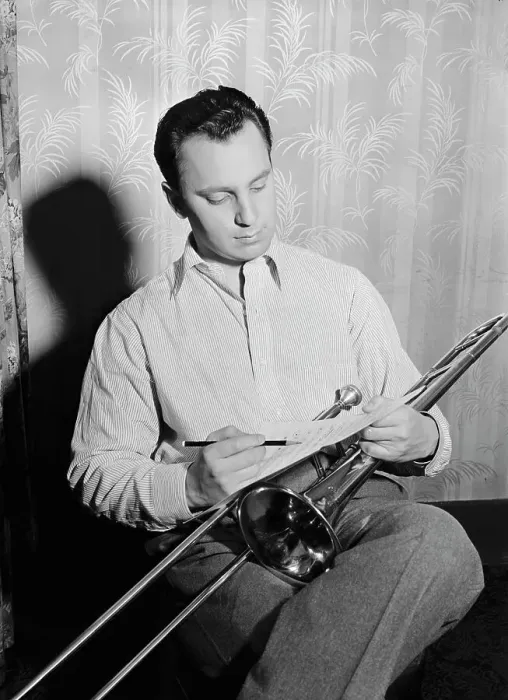 Framed Print : Portrait of Buddy Morrow, New York, N.Y. ca. May 1947. Creator: William Paul Gottlieb Framed Print : Portrait of Buddy Morrow, New York, N.Y. ca. May 1947. Creator: William Paul Gottlieb