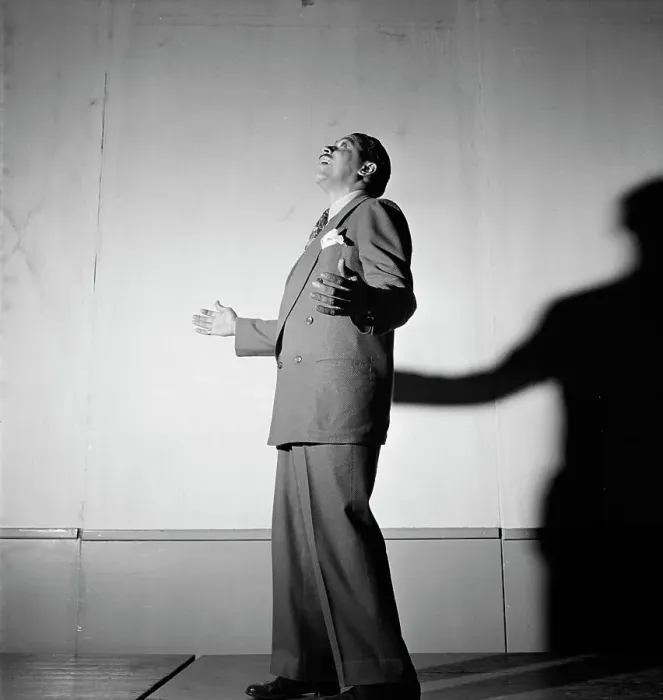 Framed Print : Portrait of Cab Calloway, Columbia studio, New York, N.Y. ca. Mar. 1947. Creator: William Paul Gottlieb Framed Print : Portrait of Cab Calloway, Columbia studio, New York, N.Y. ca. Mar. 1947. Creator: William Paul Gottlieb