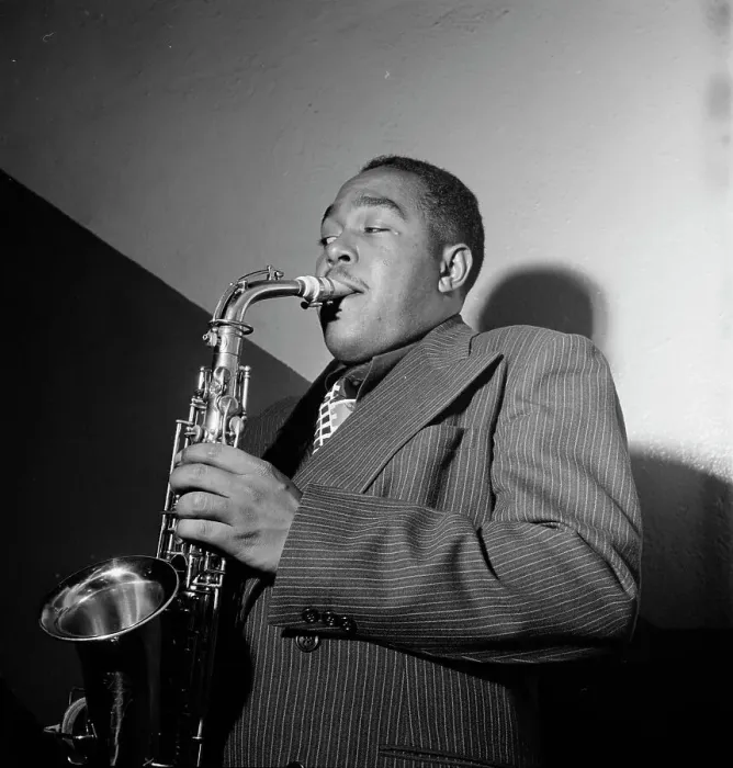 Framed Print : Portrait of Charlie Parker, Carnegie Hall, New York, N.Y. ca. 1947. Creator: William Paul Gottlieb Framed Print : Portrait of Charlie Parker, Carnegie Hall, New York, N.Y. ca. 1947. Creator: William Paul Gottlieb