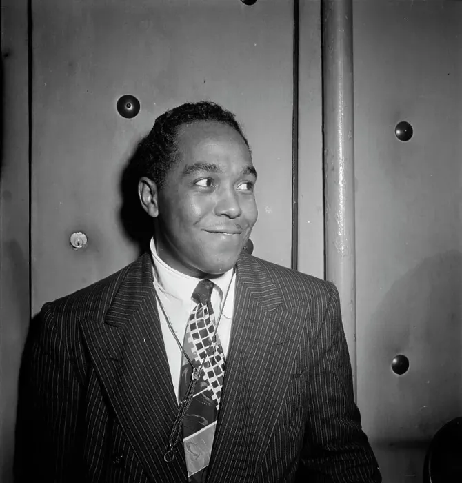 Framed Print : Portrait of Charlie Parker, Three Deuces, New York, N.Y. ca. Aug. 1947. Creator: William Paul Gottlieb Framed Print : Portrait of Charlie Parker, Three Deuces, New York, N.Y. ca. Aug. 1947. Creator: William Paul Gottlieb