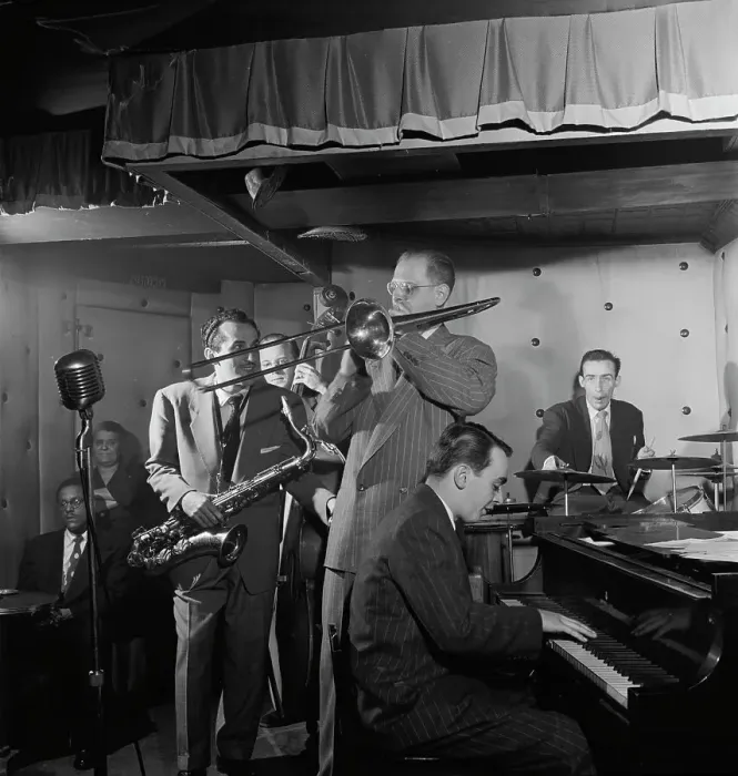 Framed Print : Portrait of Charlie Ventura, Curley Russell, Bill Harris, Ralph Burns...Three Deuces, N.Y. 1947. Creator: William Paul Gottlieb Framed Print : Portrait of Charlie Ventura, Curley Russell, Bill Harris, Ralph Burns...Three Deuces, N.Y. 1947. Creator: William Paul Gottlieb