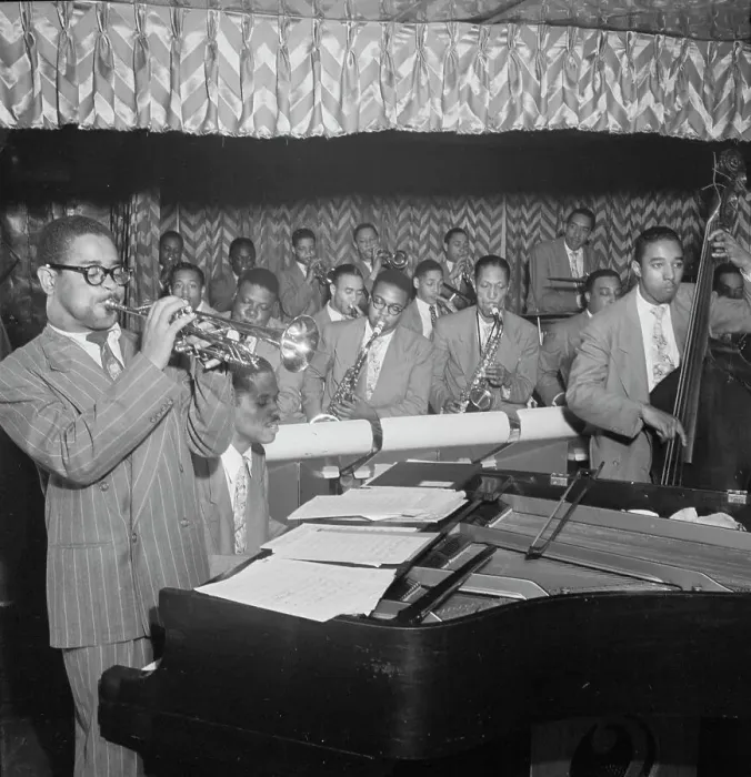 Framed Print : Portrait of Dizzy Gillespie, John Lewis, Cecil Payne, Miles Davis, and Ray Brown... New York, 1946. Creator: William Paul Gottlieb Framed Print : Portrait of Dizzy Gillespie, John Lewis, Cecil Payne, Miles Davis, and Ray Brown... New York, 1946. Creator: William Paul Gottlieb