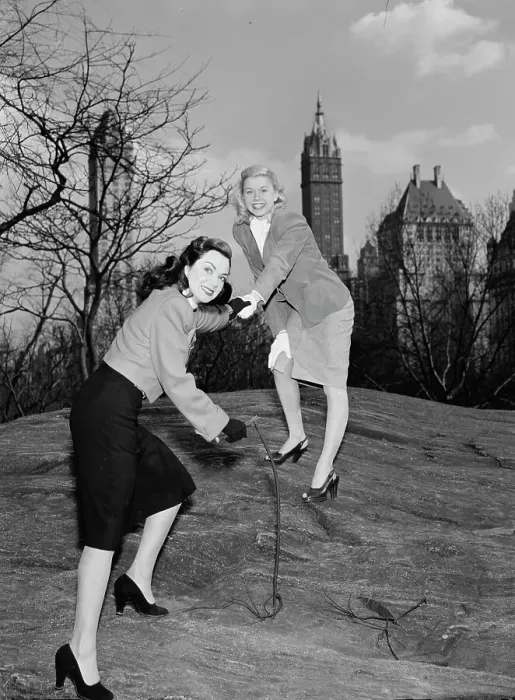 Framed Print : Portrait of Doris Day and Kitty Kallen, Central Park, New York, N.Y. ca. Apr. 1947. Creator: William Paul Gottlieb Framed Print : Portrait of Doris Day and Kitty Kallen, Central Park, New York, N.Y. ca. Apr. 1947. Creator: William Paul Gottlieb