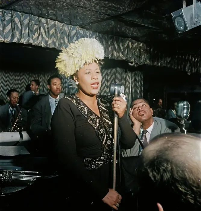 Framed Print : Portrait of Ella Fitzgerald, Dizzy Gillespie, Ray Brown, Milt Jackson... Downbeat, N.Y. 1947. Creator: William Paul Gottlieb Framed Print : Portrait of Ella Fitzgerald, Dizzy Gillespie, Ray Brown, Milt Jackson... Downbeat, N.Y. 1947. Creator: William Paul Gottlieb