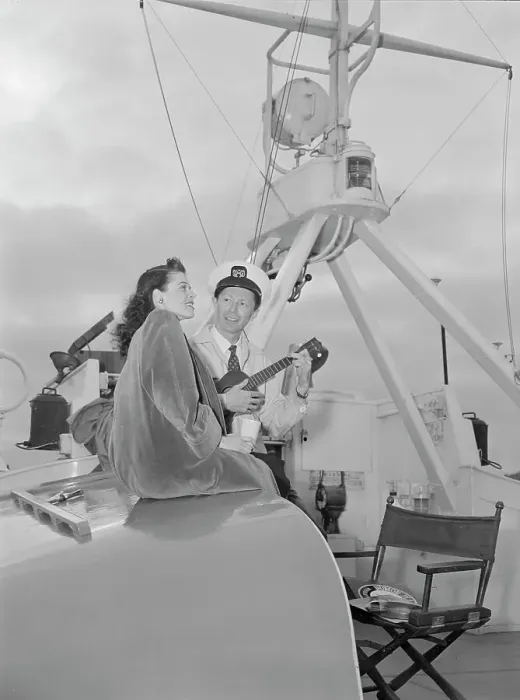 Framed Print : Portrait of Frank Raye and Betty Brewer, Ukelele Lady (yacht), Hudson River, N.Y. ca. June 1947. Creator: William Paul Gottlieb Framed Print : Portrait of Frank Raye and Betty Brewer, Ukelele Lady (yacht), Hudson River, N.Y. ca. June 1947. Creator: William Paul Gottlieb
