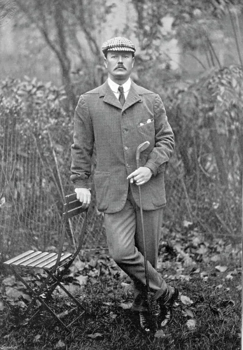 Framed Print : Portrait of the golfers Mure Ferguson, 1896. Creator: Symmons & Thiele Framed Print : Portrait of the golfers Mure Ferguson, 1896. Creator: Symmons & Thiele