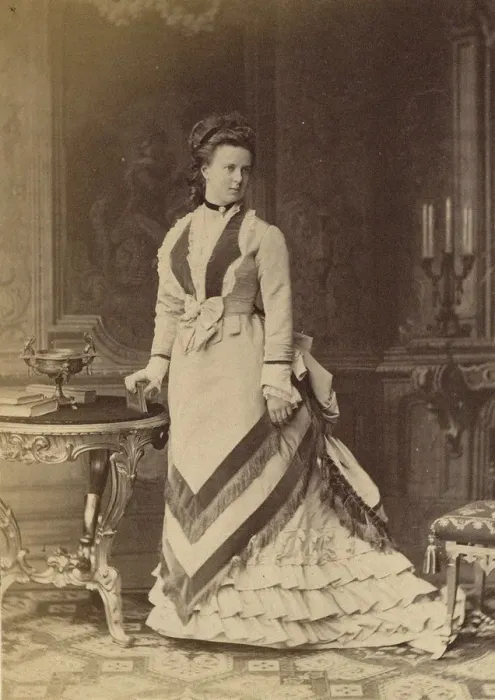 Framed Print : Portrait of Grand Duchess Maria Alexandrovna of Russia (1853-1920), Duchess of Saxe-Coburg and Gotha Framed Print : Portrait of Grand Duchess Maria Alexandrovna of Russia (1853-1920), Duchess of Saxe-Coburg and Gotha