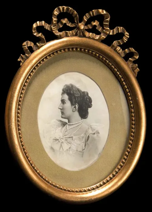 Framed Print : Portrait of Grand Duchess Militza Nikolaevna of Russia (1866-1951) Framed Print : Portrait of Grand Duchess Militza Nikolaevna of Russia (1866-1951)
