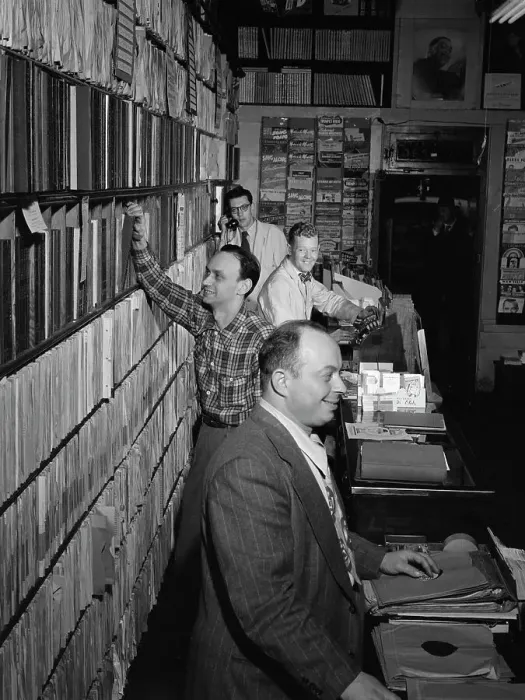 Framed Print : Portrait of Herbie Hill, Lou Blum, and Jack Crystal, Commodore Record Shop, N.Y. ca. Aug. 1947. Creator: William Paul Gottlieb Framed Print : Portrait of Herbie Hill, Lou Blum, and Jack Crystal, Commodore Record Shop, N.Y. ca. Aug. 1947. Creator: William Paul Gottlieb