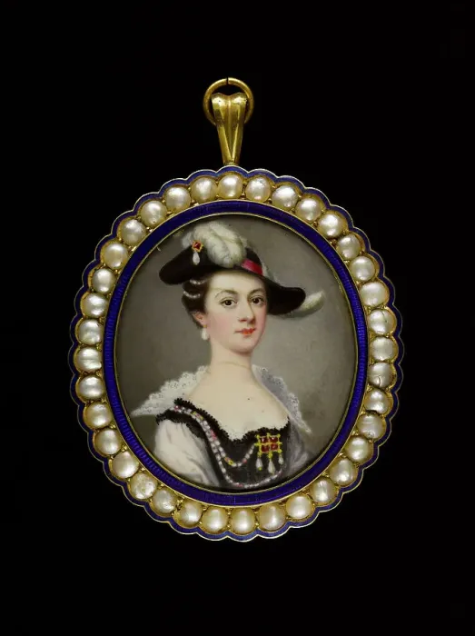 Framed Print : Portrait de jeune femme en costume. Creator: Ecole Francaise Framed Print : Portrait de jeune femme en costume. Creator: Ecole Francaise