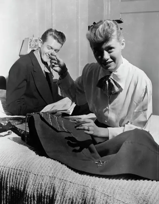 Framed Print : Portrait of June Christy and Bob Cooper, 1947 or 1948. Creator: William Paul Gottlieb Framed Print : Portrait of June Christy and Bob Cooper, 1947 or 1948. Creator: William Paul Gottlieb