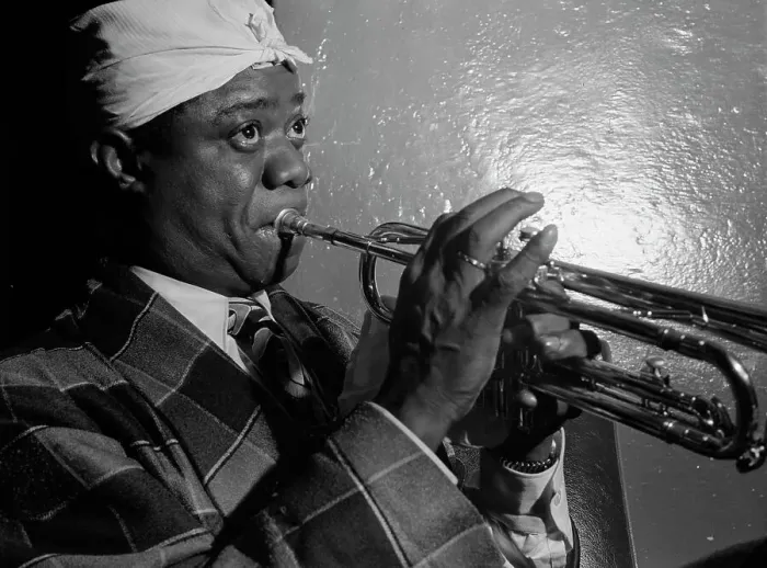 Framed Print : Portrait of Louis Armstrong, Aquarium, New York, N.Y. ca. July 1946. Creator: William Paul Gottlieb Framed Print : Portrait of Louis Armstrong, Aquarium, New York, N.Y. ca. July 1946. Creator: William Paul Gottlieb