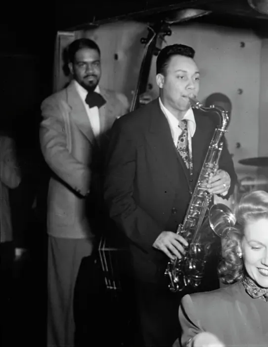 Framed Print : Portrait of Lucky Thompson, Hilda A. Taylor, and Al McKibbon, Three Deuces, N.Y. ca. July 1948. Creator: William Paul Gottlieb Framed Print : Portrait of Lucky Thompson, Hilda A. Taylor, and Al McKibbon, Three Deuces, N.Y. ca. July 1948. Creator: William Paul Gottlieb