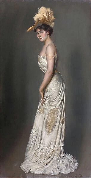 Portrait de madame René Préjelan, c.1903. Creator: Antonio de La Gandara