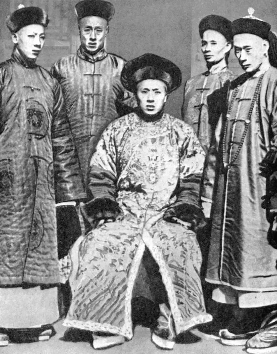 Framed Print : A portrait of mandarins, China, 1936. Artist: Fox Photos Framed Print : A portrait of mandarins, China, 1936. Artist: Fox Photos