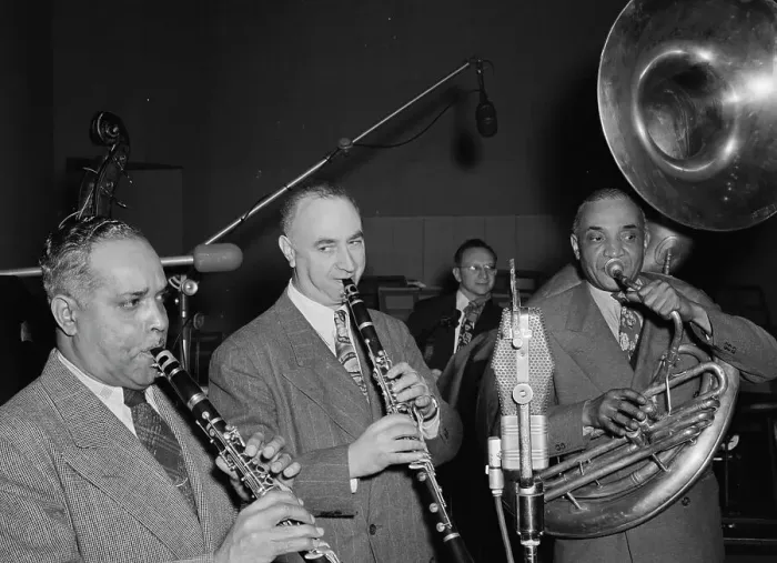 Framed Print : Portrait of Mezz Mezzrow, Albert Nicholas, and Sy Sinclair, New York, N.Y. ca. Jan. 1947. Creator: William Paul Gottlieb Framed Print : Portrait of Mezz Mezzrow, Albert Nicholas, and Sy Sinclair, New York, N.Y. ca. Jan. 1947. Creator: William Paul Gottlieb