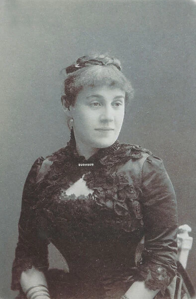 Portrait of the opera singer Anna Alexandrovna Bichurina (1853-1888), 1886