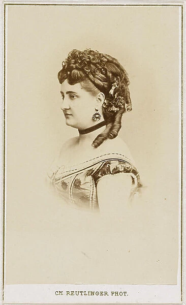 Portrait of the opera singer Carlotta Patti (1835-1889). Creator: Photo studio Reutlinger, Paris