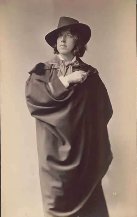 Framed Print : Portrait of Oscar Wilde (1854-1900), 1882 Framed Print : Portrait of Oscar Wilde (1854-1900), 1882