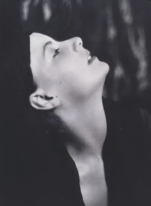 Framed Print : Portrait photograph of Greta Garbo, 1925 July. Creator: Arnold Genthe Framed Print : Portrait photograph of Greta Garbo, 1925 July. Creator: Arnold Genthe