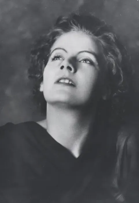 Framed Print : Portrait photograph of Greta Garbo, 1925 July. Creator: Arnold Genthe Framed Print : Portrait photograph of Greta Garbo, 1925 July. Creator: Arnold Genthe