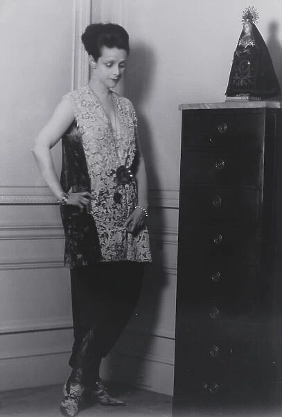 Portrait photograph of Mrs. Rita Lydig, 1925 Jan. 29. Creator: Arnold Genthe