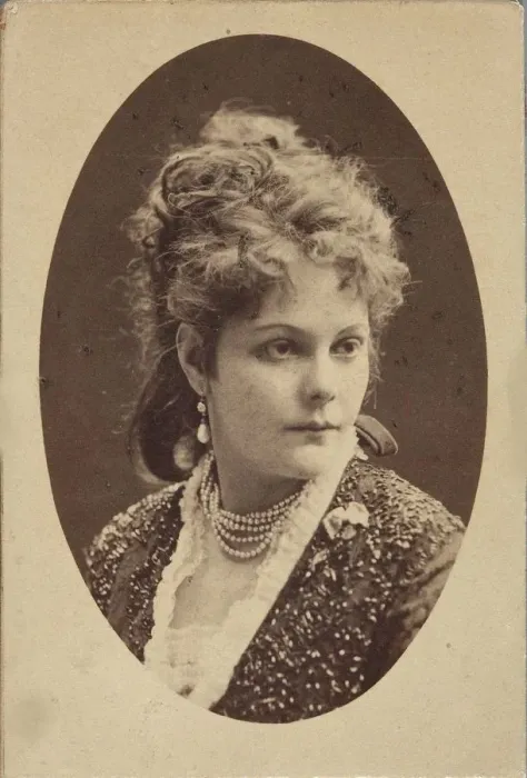Framed Print : Portrait of pianist and composer Sophie Menter (1846-1918), 1893. Creator: Mieczkowski Framed Print : Portrait of pianist and composer Sophie Menter (1846-1918), 1893. Creator: Mieczkowski
