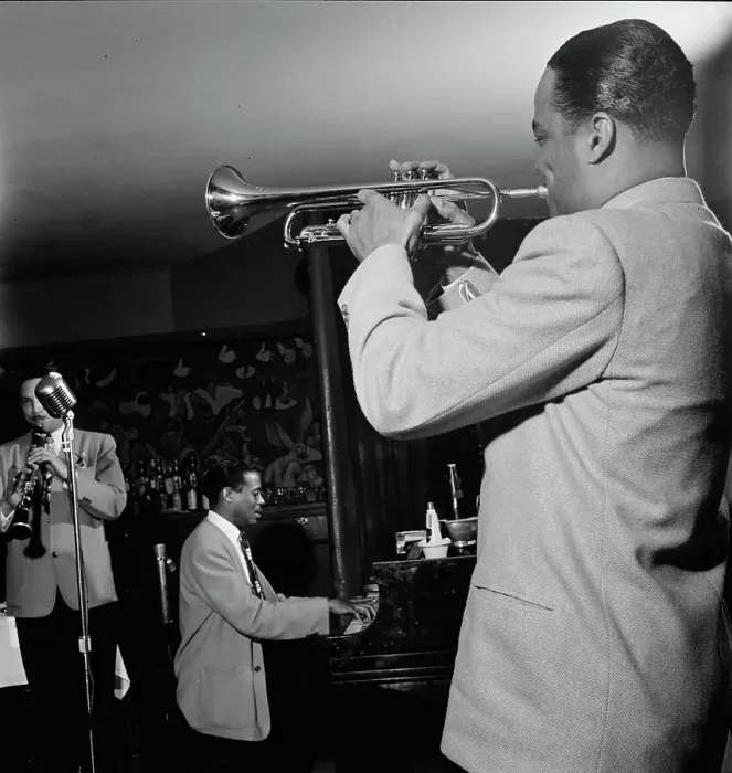 Framed Print : Portrait of (Scoville) Toby Browne, Kenny Kersey, and Buck Clayton, Café Society (Downtown), NY, 1947 Creator: William Paul Gottlieb Framed Print : Portrait of (Scoville) Toby Browne, Kenny Kersey, and Buck Clayton, Café Society (Downtown), NY, 1947 Creator: William Paul Gottlieb