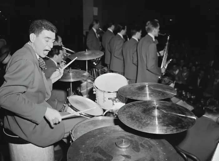 Framed Print : Portrait of Shelly Manne, Bob Cooper, Art Pepper, and Bob Gioga, 1947 or 1948. Creator: William Paul Gottlieb Framed Print : Portrait of Shelly Manne, Bob Cooper, Art Pepper, and Bob Gioga, 1947 or 1948. Creator: William Paul Gottlieb