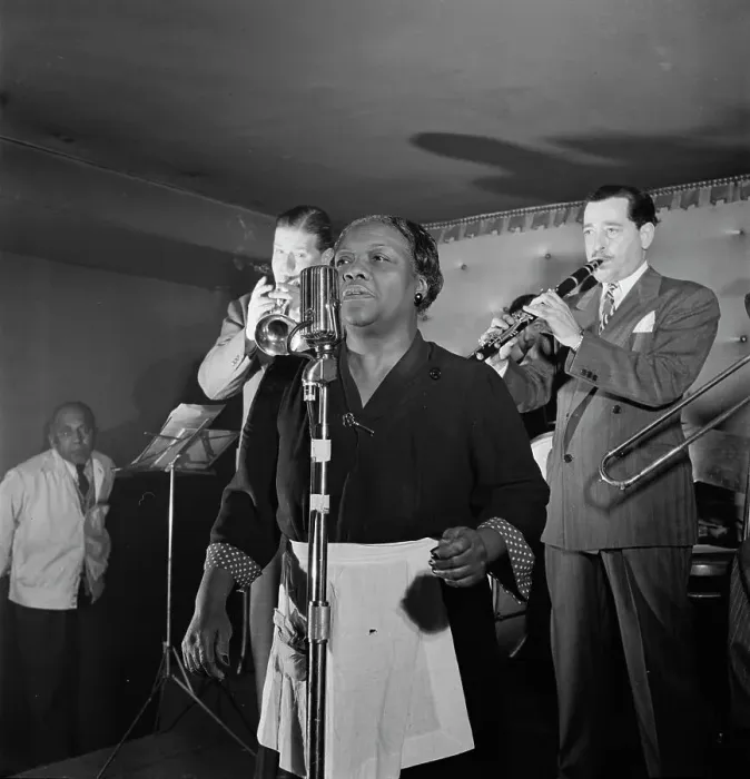 Framed Print : Portrait of Tony Parenti and Wild Bill Davison, Jimmy Ryan's (Club), New York, N.Y. ca. Aug. 1946. Creator: William Paul Gottlieb Framed Print : Portrait of Tony Parenti and Wild Bill Davison, Jimmy Ryan's (Club), New York, N.Y. ca. Aug. 1946. Creator: William Paul Gottlieb